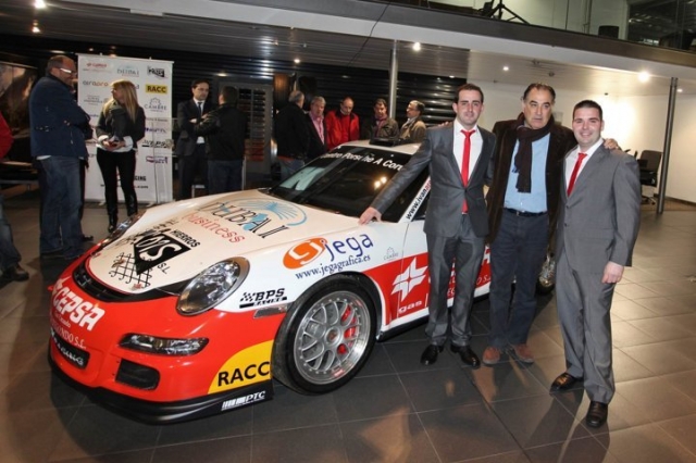 001 presentacin centro porsche corua 12